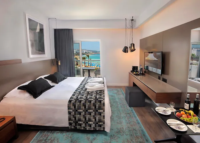 Okeanos Beach Boutique Hotel